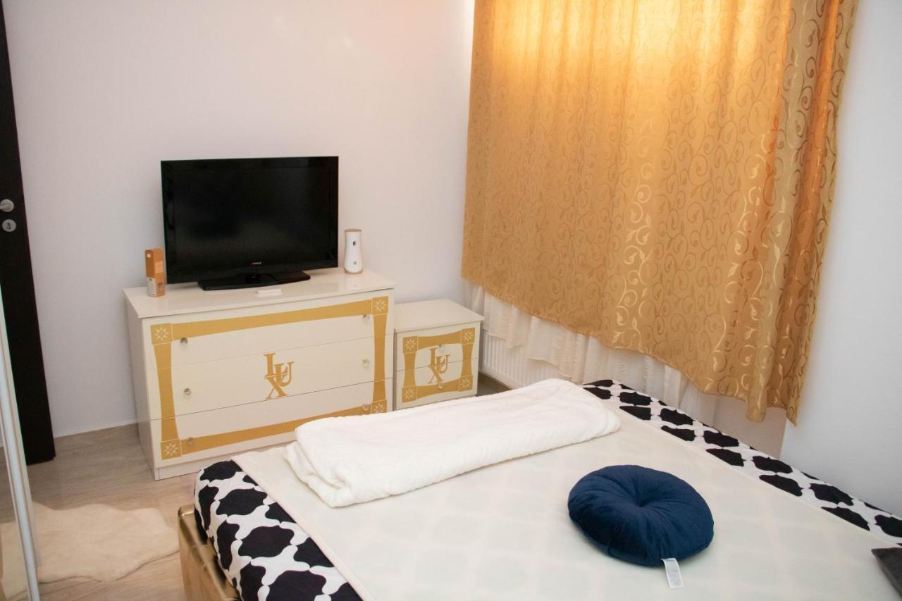 Apartament Capitala Militari Rosu Roşu Exterior foto